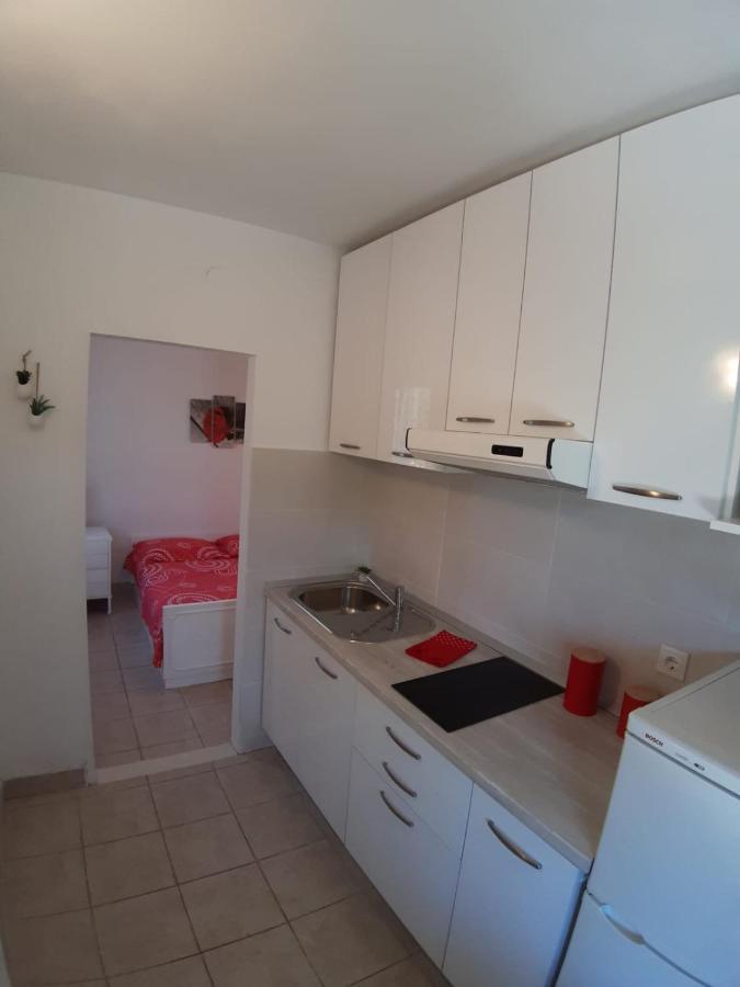 Apartament Boni02 Gdinj Zewnętrze zdjęcie
