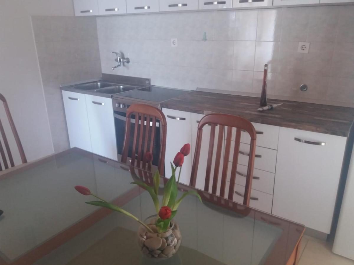Apartament Boni02 Gdinj Zewnętrze zdjęcie