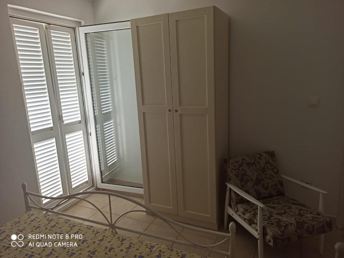 Apartament Boni02 Gdinj Zewnętrze zdjęcie